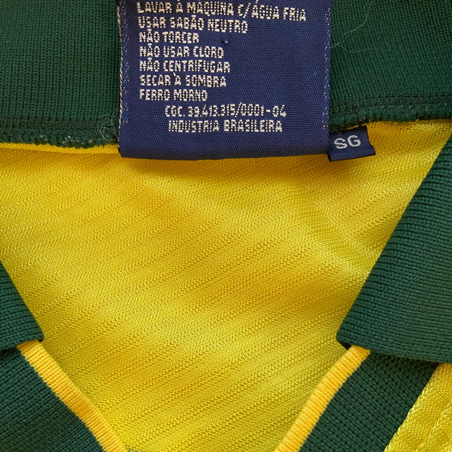Vintage Umbro Bebeto Brasil '94 jersey - L