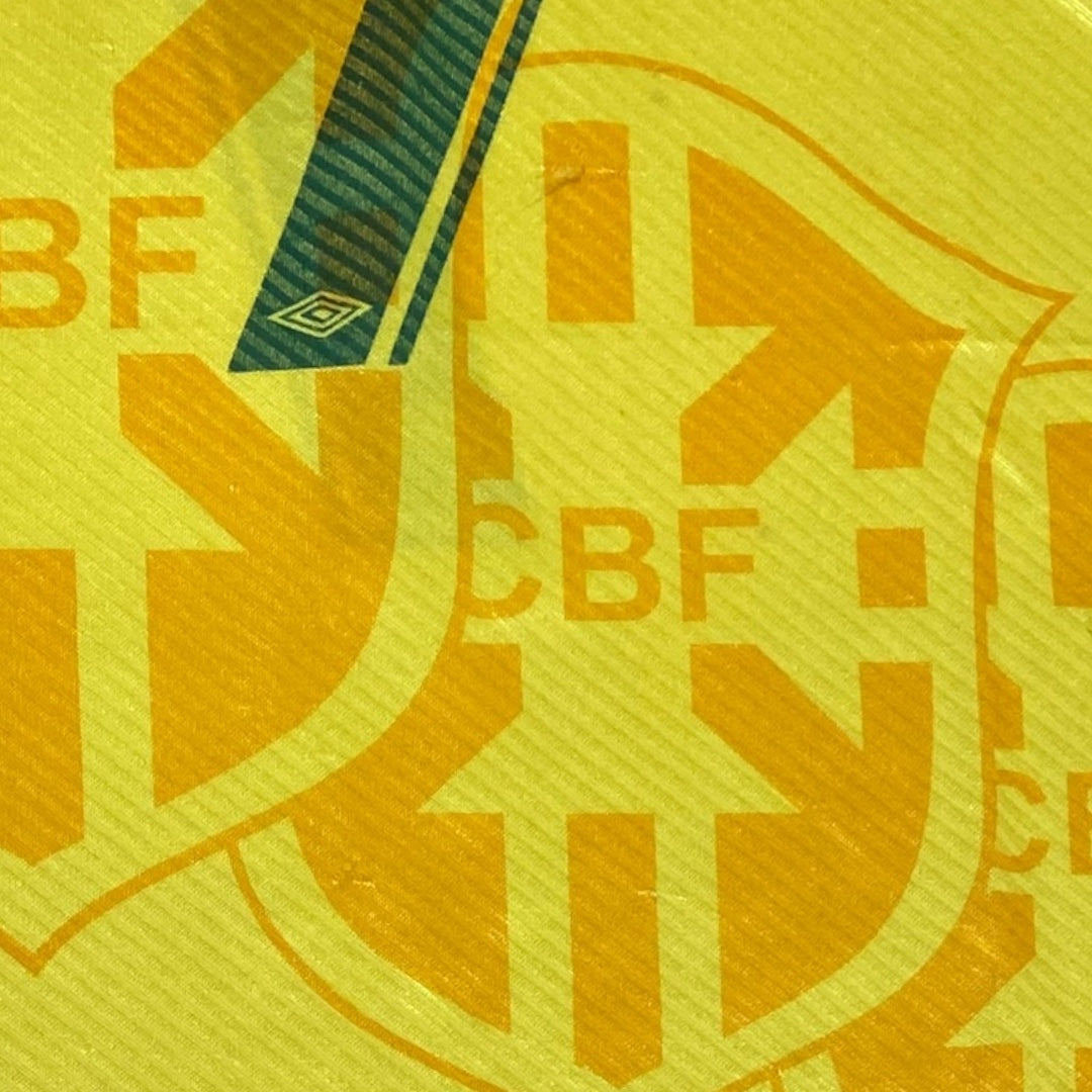 Vintage Umbro Bebeto Brasil '94 jersey - L