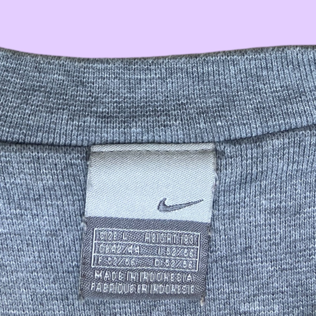 Vintage Nike sweater - L