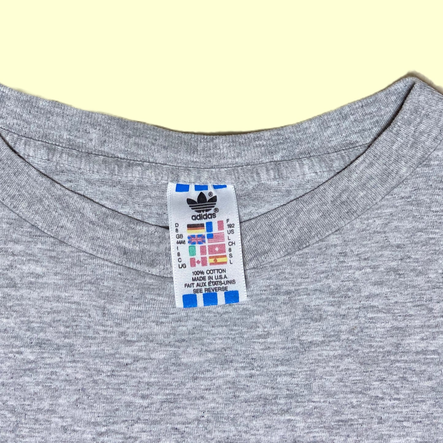 Vintage Adidas Mutombo T-Shirt - L