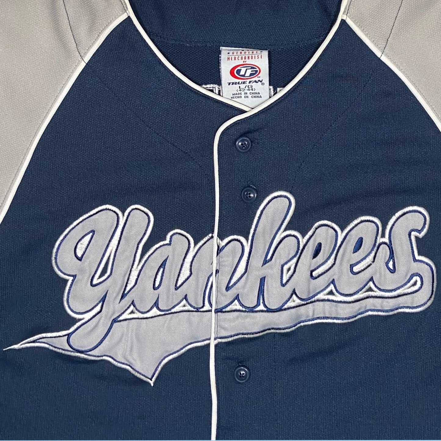 Vintage Yankees Jeter jersey - L