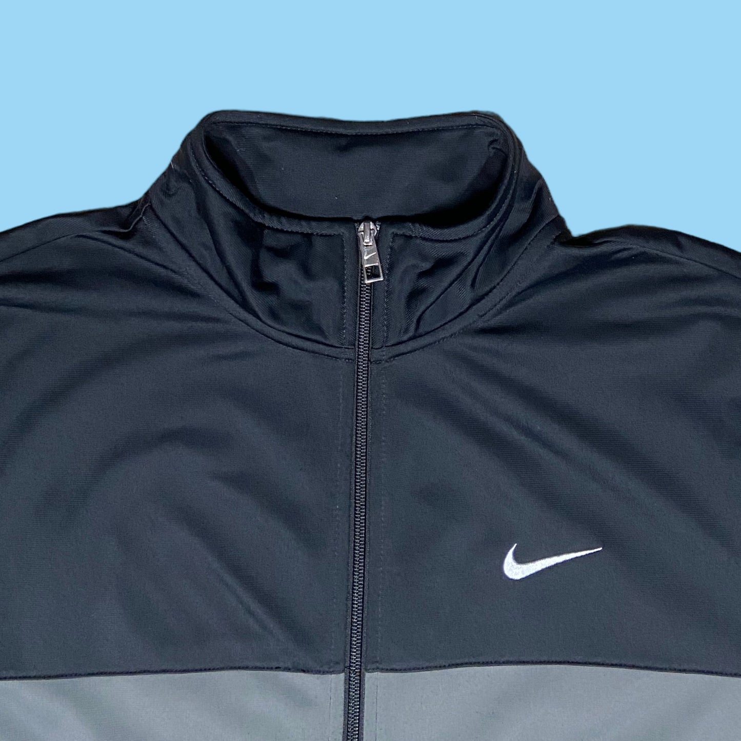 Vintage Nike track jacket - L